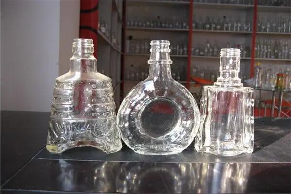 玻（bō）璃（lí）瓶（píng）廠家做為包裝製品的要（yào）求介紹